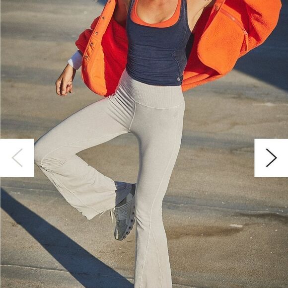 NWOT Movement Free People good karma flare Leggings some with logo some without - Picture 1 of 7
